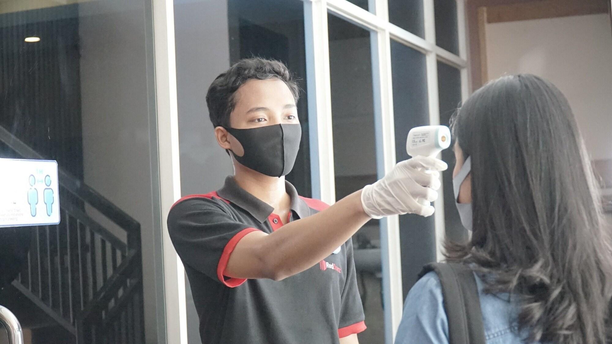 Reddoorz Plus @ Sawah Besar Jacarta Exterior foto